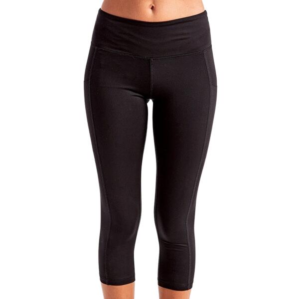Women's Three-Quarter Performance Leggings Thumbnail